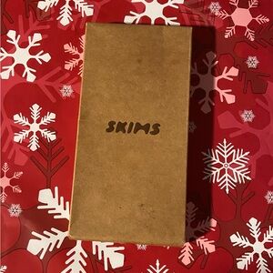 SKIMS Crew Socks in Mica